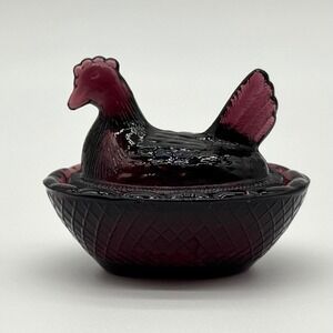 Plum Purple Mini Hen on Nest Salt Cellar Vintage 2.5"